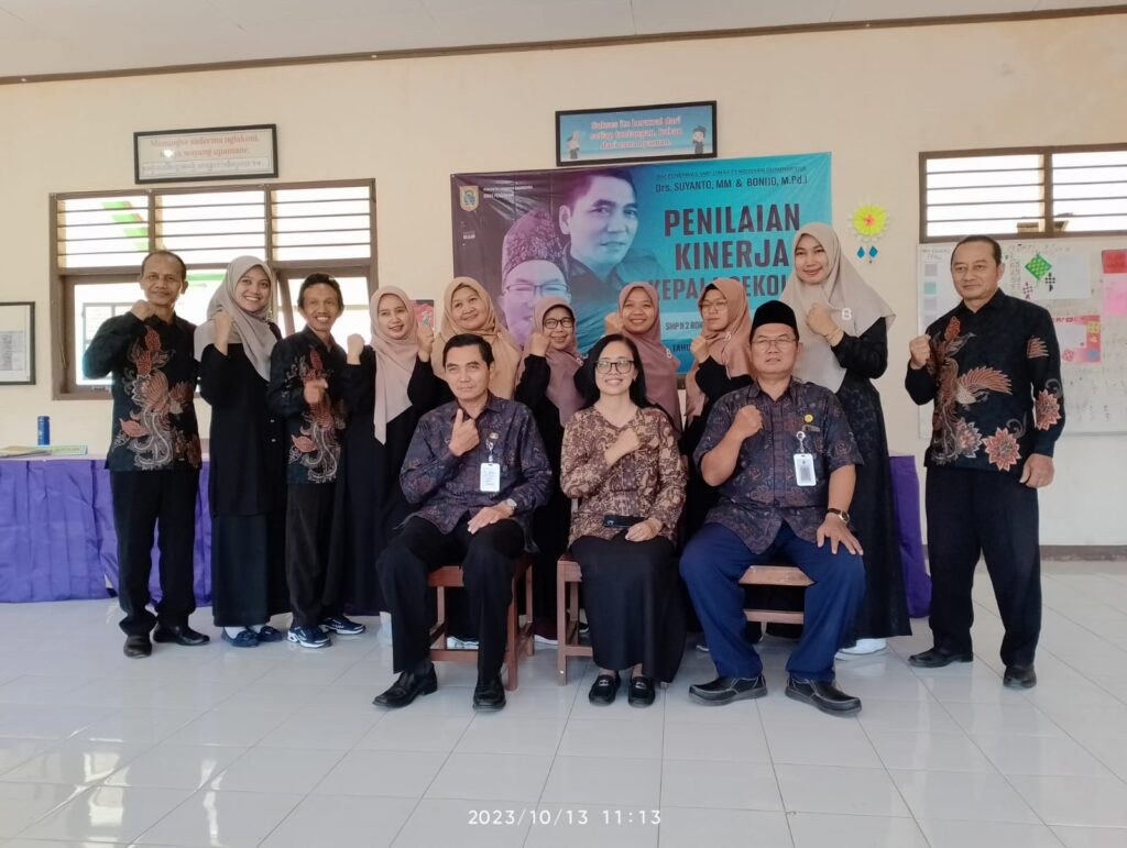 Penilaian Kinerja Kepala Sekolah SMPN 2 Rongkop
